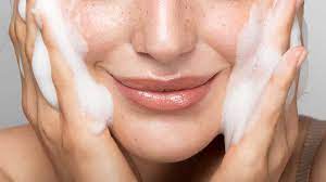 Choosing the right facial cleanser ladylife